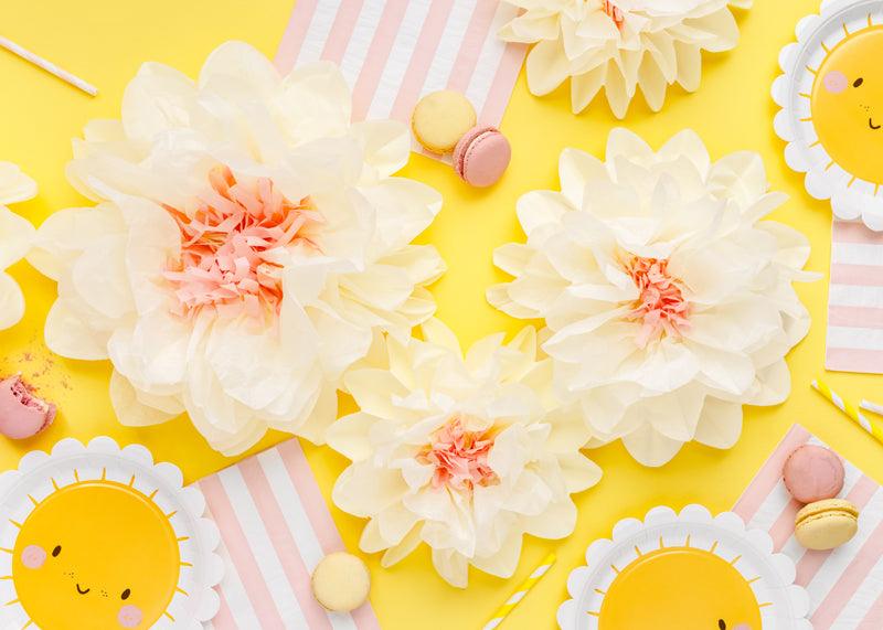 Dekoration aus Seidenpapier Blumen, cremefarben, 30-20 cm (1 VPE / 5 Stk.) - FeierGlanz