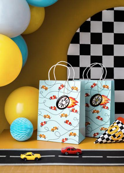 Geschenktüte Autos, 10,5x18x25 cm, Farbenmix - FeierGlanz